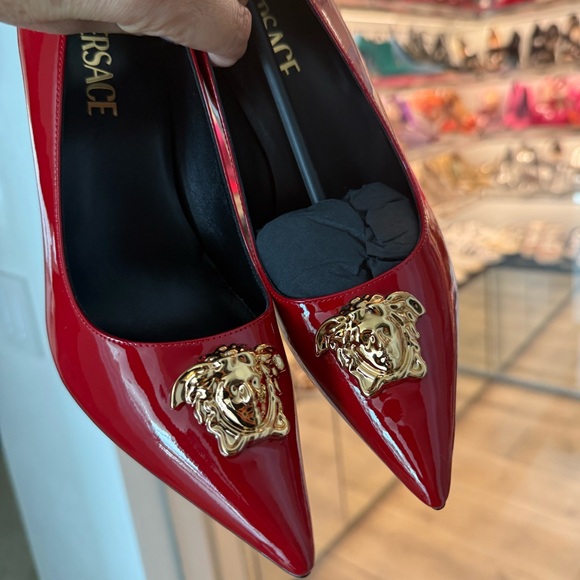 Versace Red Patent Leather Pointed Pump with Gold Medusa Accent - Picture 14 of 14